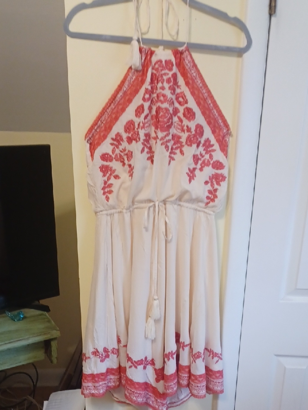 Floreat By Anthropology Sz M, Halter Dress with Carnation Pink Floral Embroidery